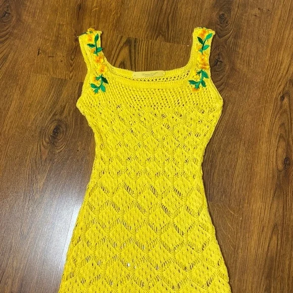 🌷 Crochet Knit Floral Embroidery Dress 🌷 Vibrant Yellow - Picture 3 of 14